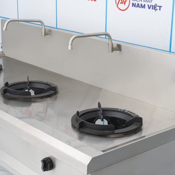 Cấu tạo và đặc điểm nổi bật của bếp Á công nghiệp 3 họng