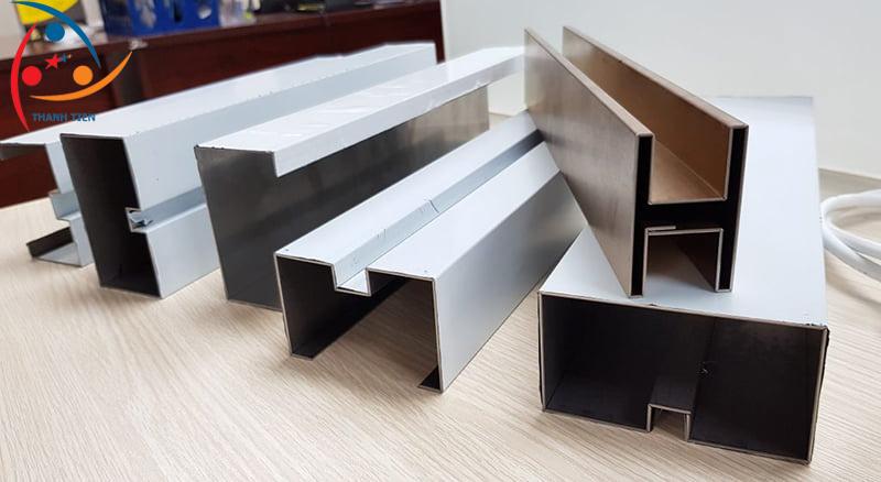 Khi nào nên sử dụng dịch vụ soi rãnh V CNC?