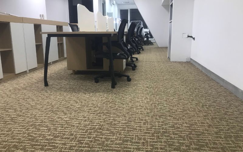 Những lưu ý khi vệ sinh thảm văn phòng